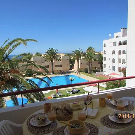 Quinta Palmeiras - T2 * Porches (Algarve)